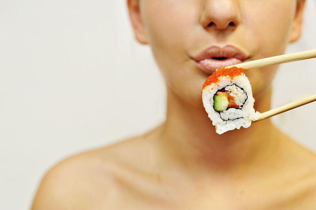 Mangiare sushi con la dieta giapponese